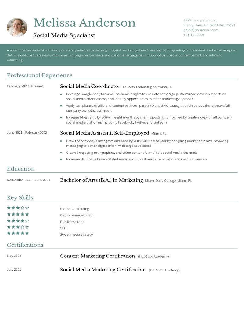 Social Media Resume Examples and Templates for 2024