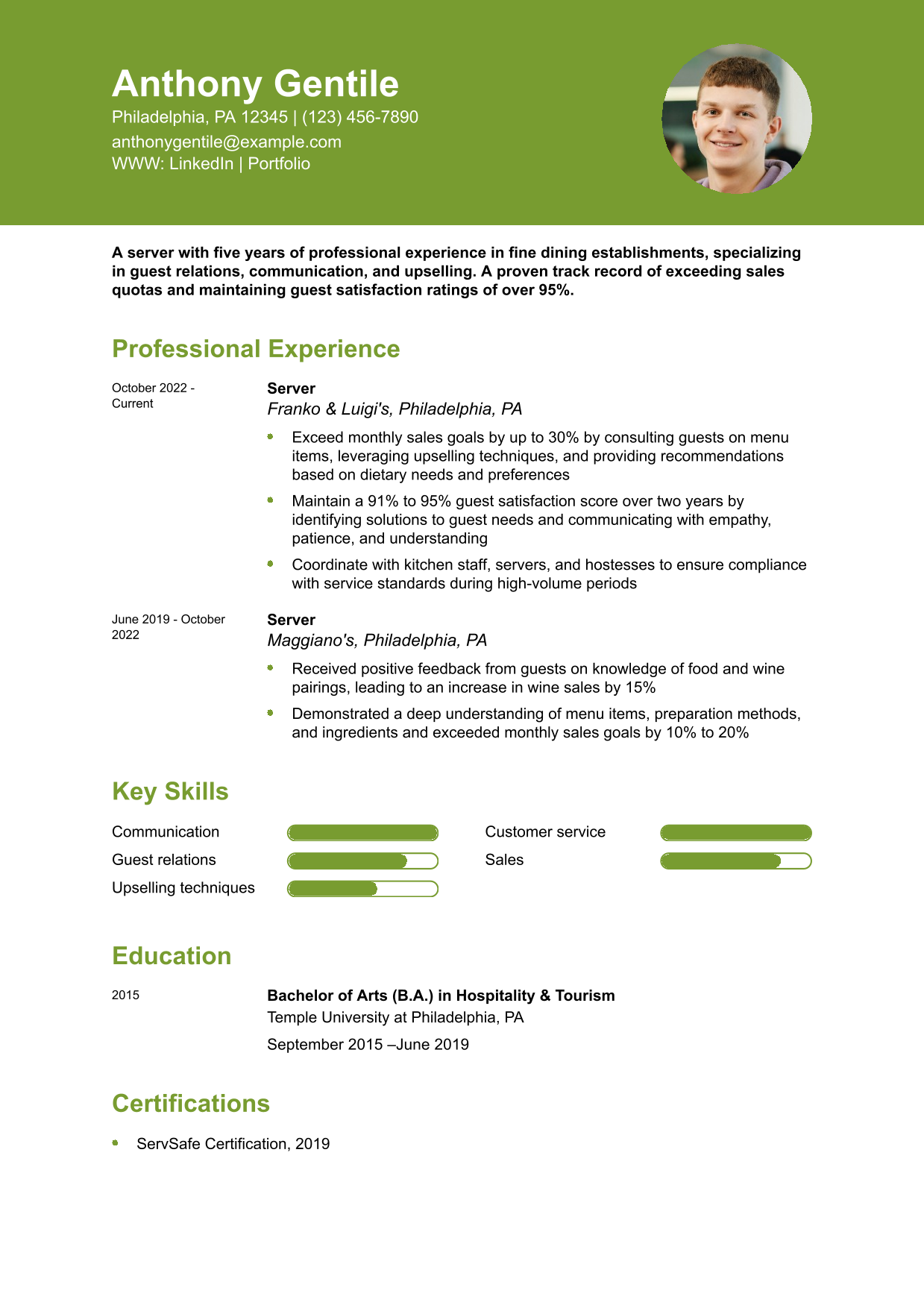 Fine Dining Server Resume Example